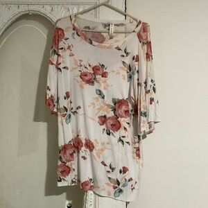 Floral, flowy short sleeved tunic